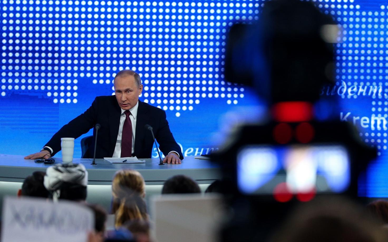 Venemaa president Vladimir Putin suurel pressikonverentsil 23. detsembril.