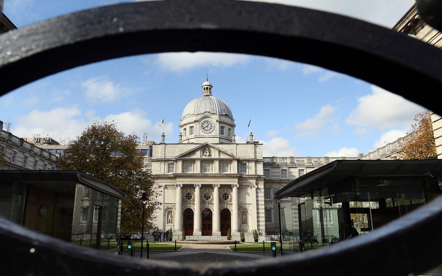 Iiri Vabariigi valitsuse hoone Dublinis.