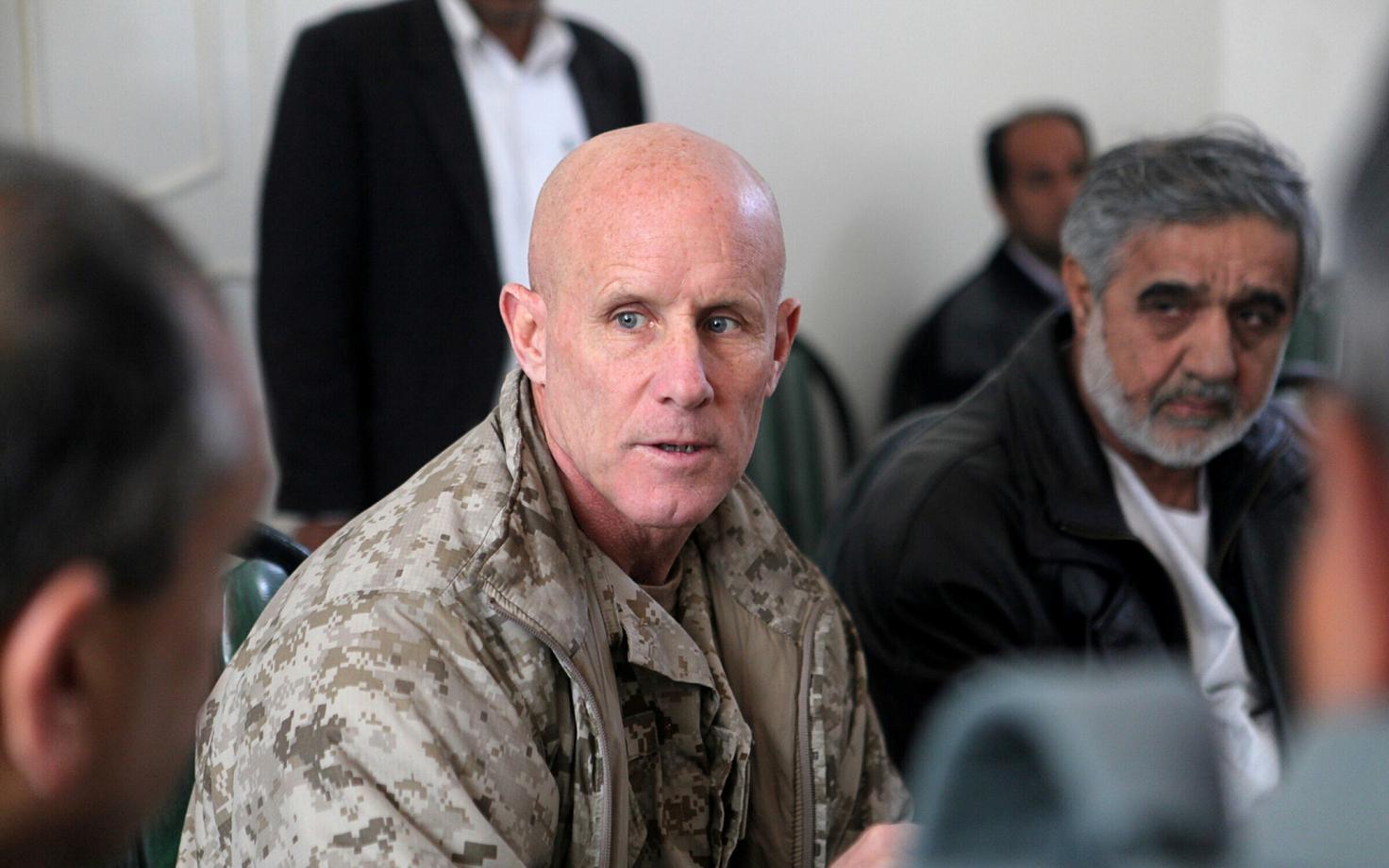 Viitseadmiral Robert S. Harward.