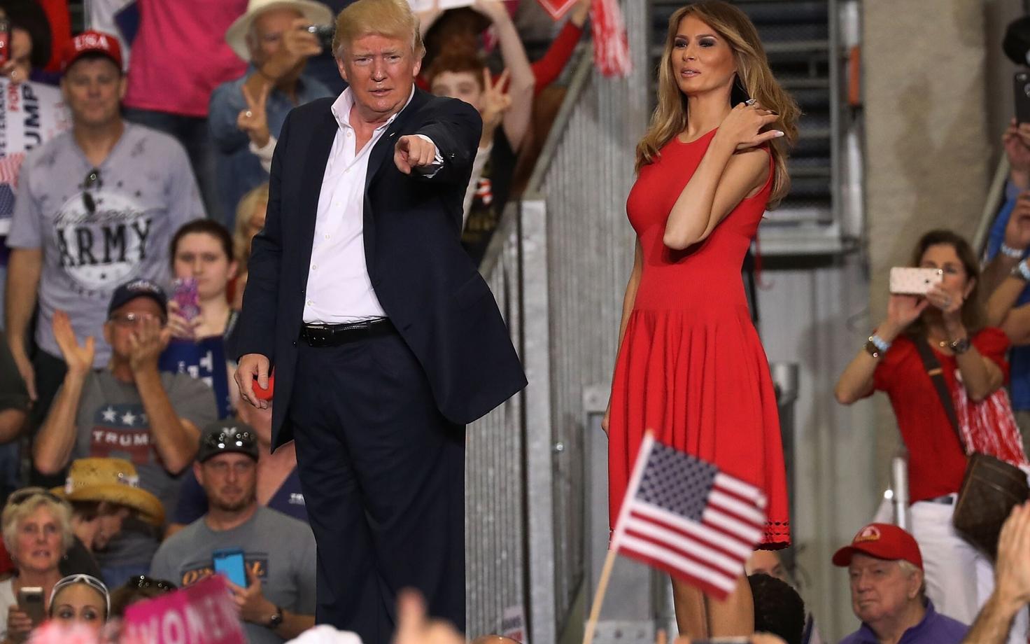 Дональд Трамп на митинге в штате Флорида.