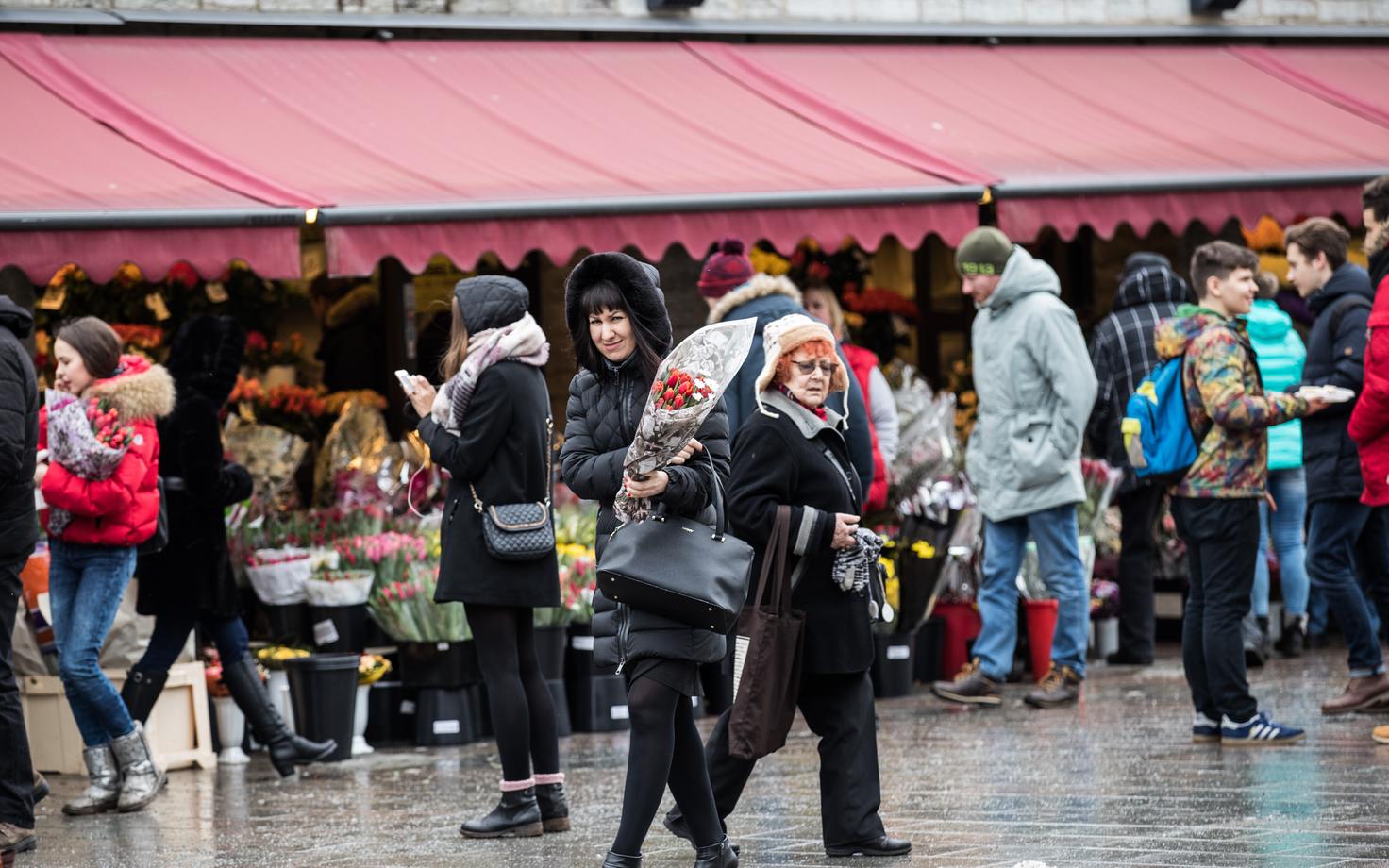 Viru lillekioskite juures mullu 8. märtsi.