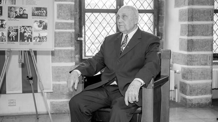 August Englas