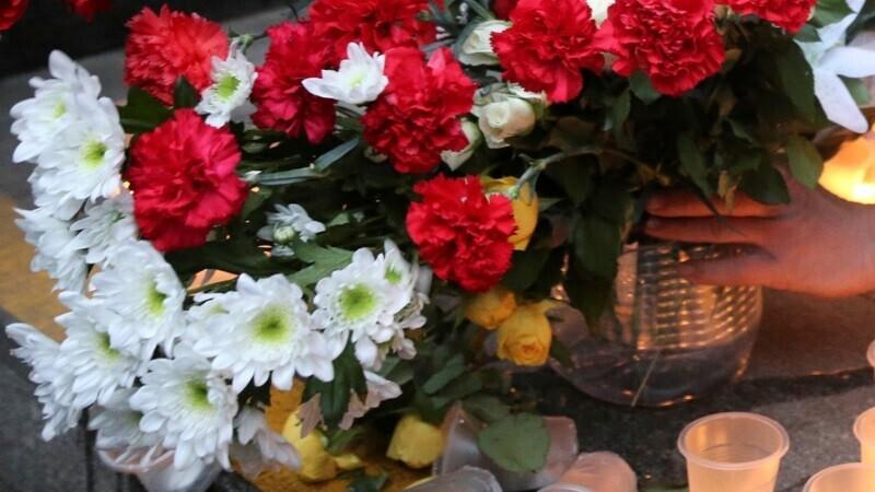 В эти дни весь мир скорбит вместе с Санкт-Петербургом.