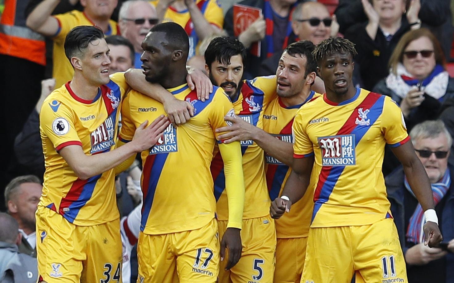 Christian Benteke (17) tõi Crystal Palace'ile võidu Liverpooli üle.