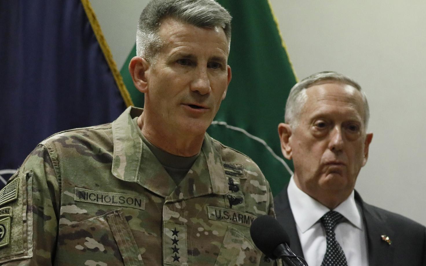 John Nicholson ja James Mattis andsid Kabulis pressikonverentsi.
