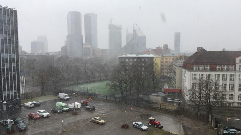 Погода пока не радует жителей Эстонии.