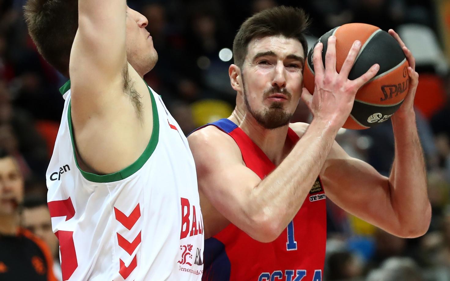 Nando De Colo