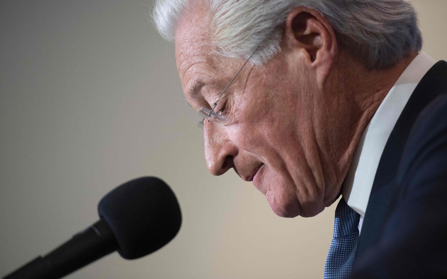 Trumpi advokaat Marc Kasowitz räägib ajakirjanikega.