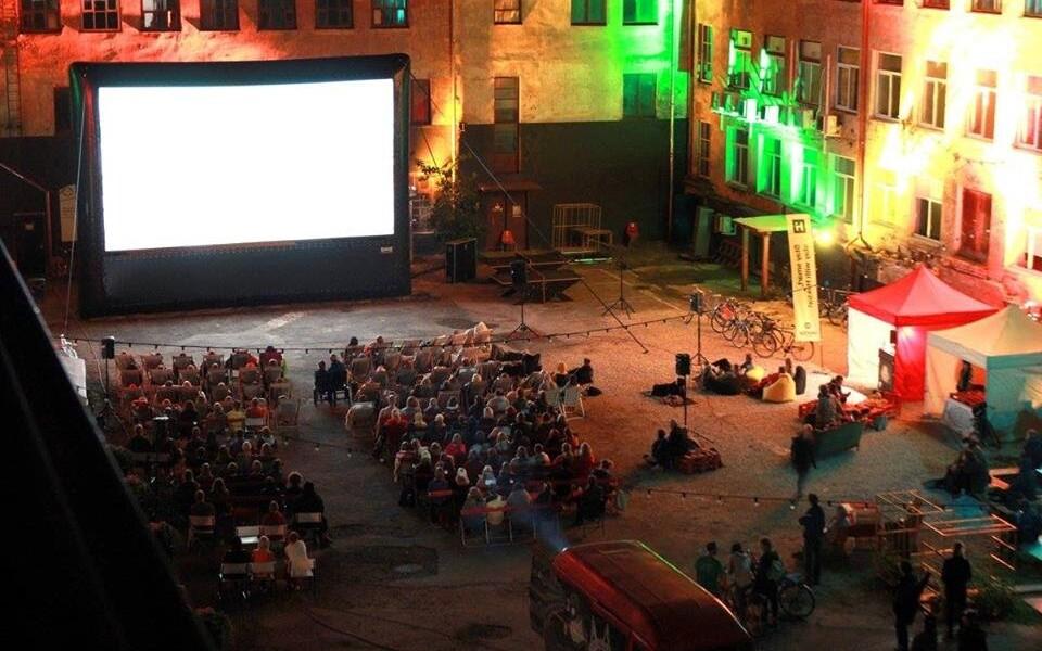 Selline näeb välja Elektriteatri välikino.