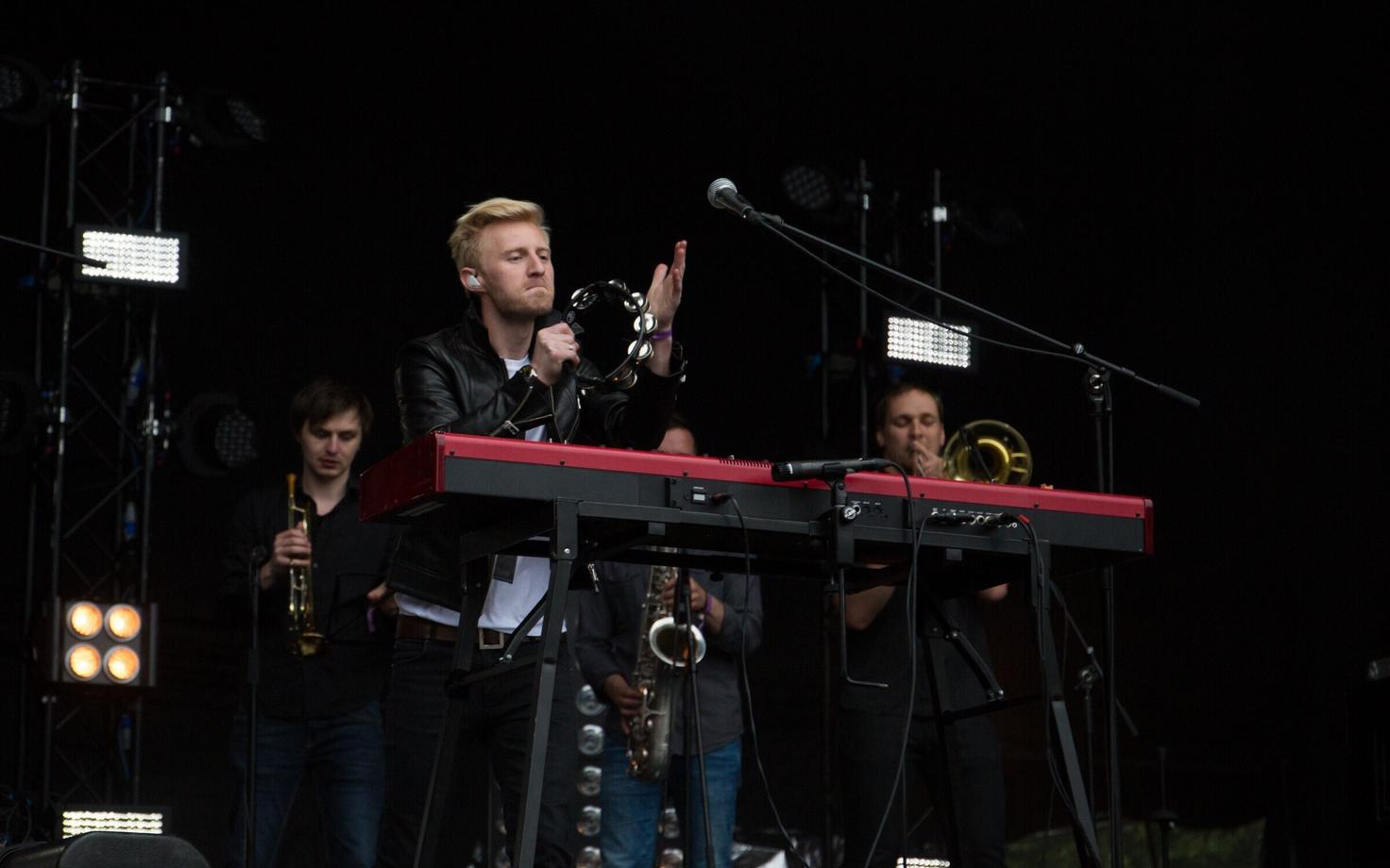 Ewert and The Two Dragons