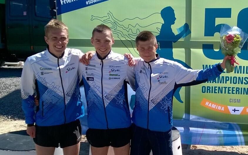 Hõbedane Eesti meeskond (vasakult Sander Vaher, Lauri Sild, Timo Sild)