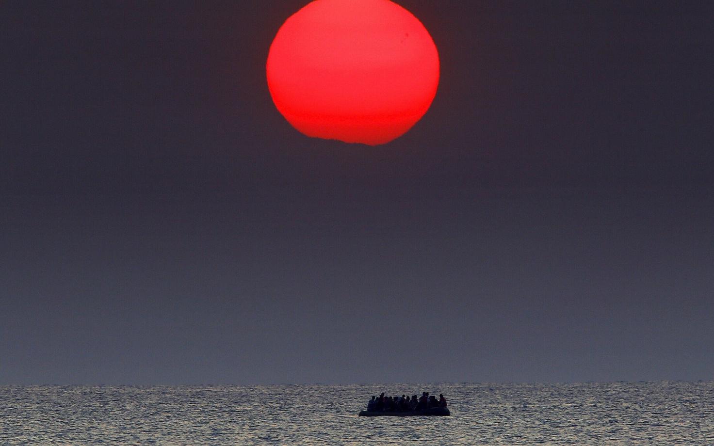 Migrantide paat merel, arhiivifoto.