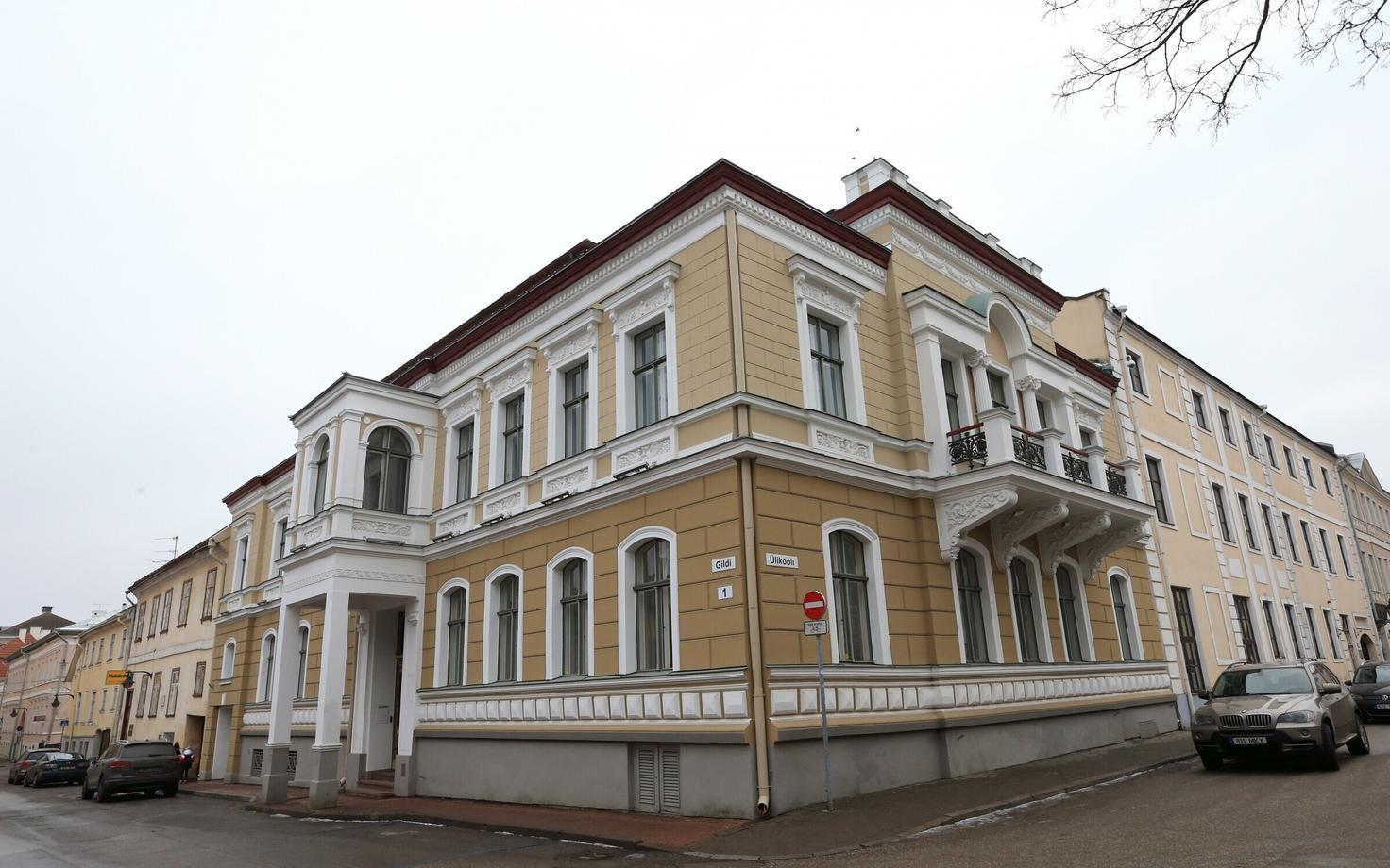 Postimehe maja Tartus.