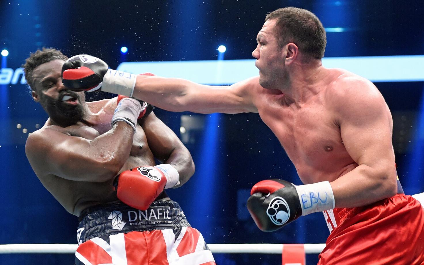 Kubrat Pulev (paremal) Dereck Chisora vastu
