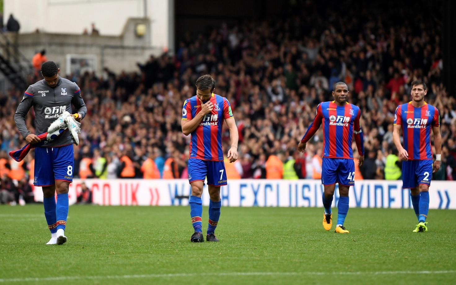 Crystal Palace'i mängijad pärast kaotust Southamptonile