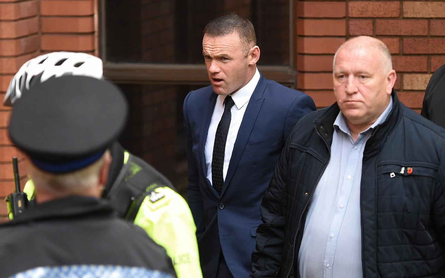 Wayne Rooney Stockporti kohtu ees