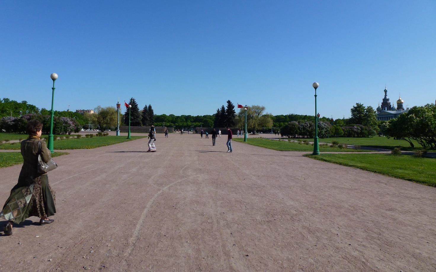 Марсово поле в Петербурге. Иллюстративная фотография.