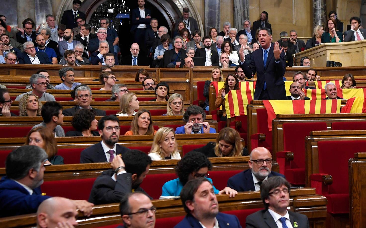 Дебаты в парламенте Каталонии
