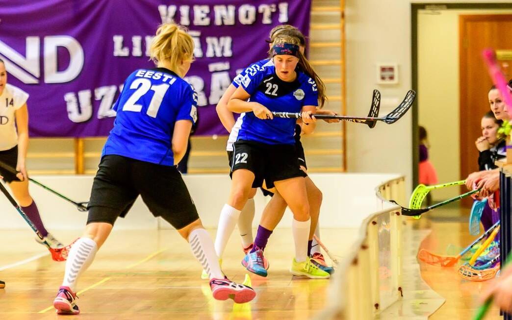 Eesti naiste saalihokikoondis