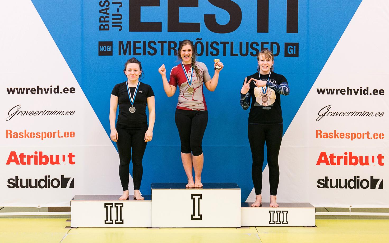 Naiste avatud kaalukategooria esikolmik (vasakult): Ksenija Grabova, Jane Soodla, Kadi Külasalu