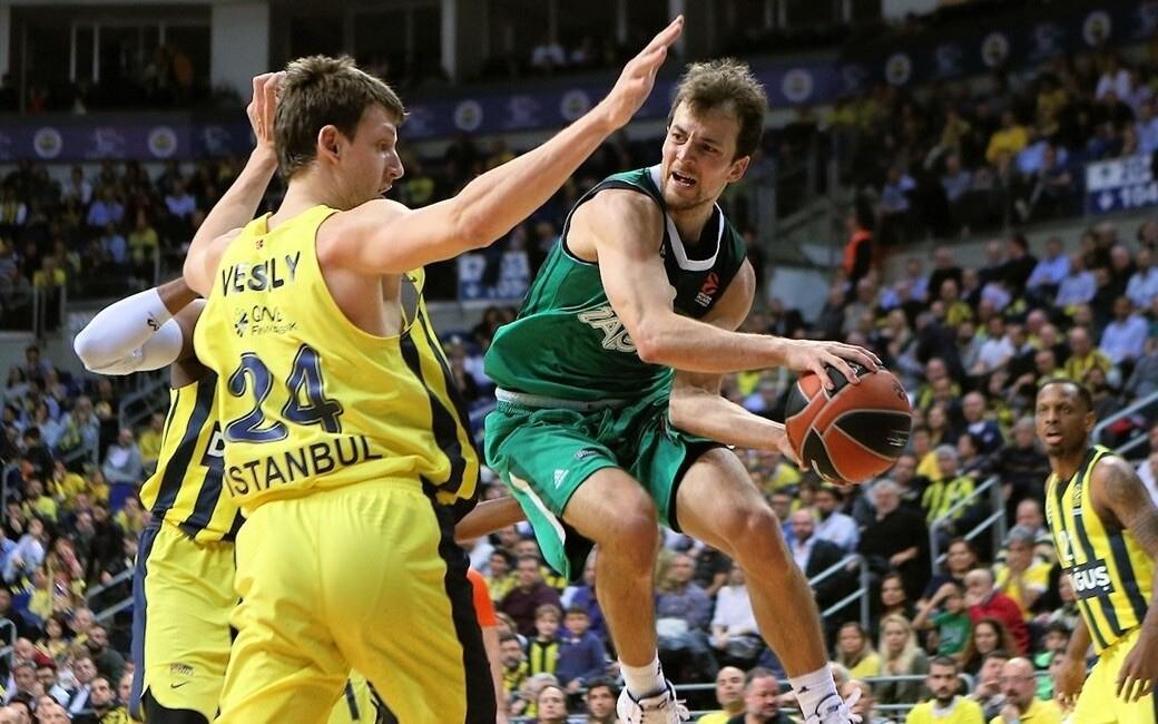 Kevin Pangos (palliga)