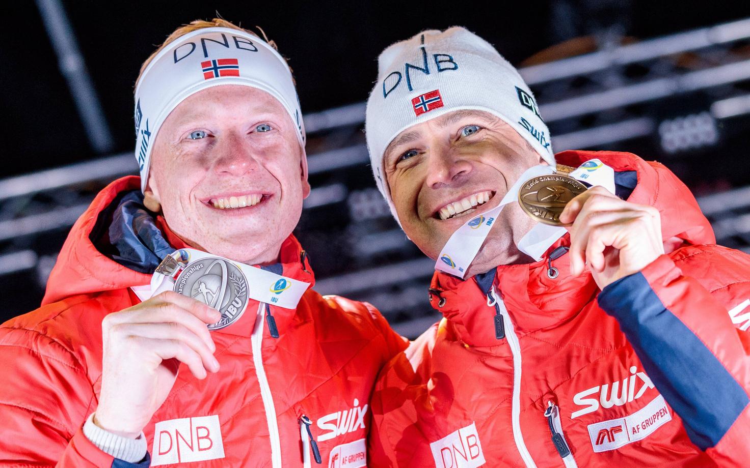 Johannes Thingnes Bö ja Ole Einar Björndalen olid Hochfilzeni MM-il jälitussõidus koos pjedestaalil.