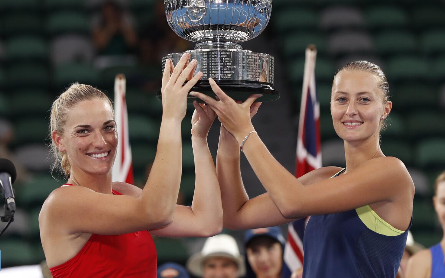 Timea Babos ja Kristina Mladenovic