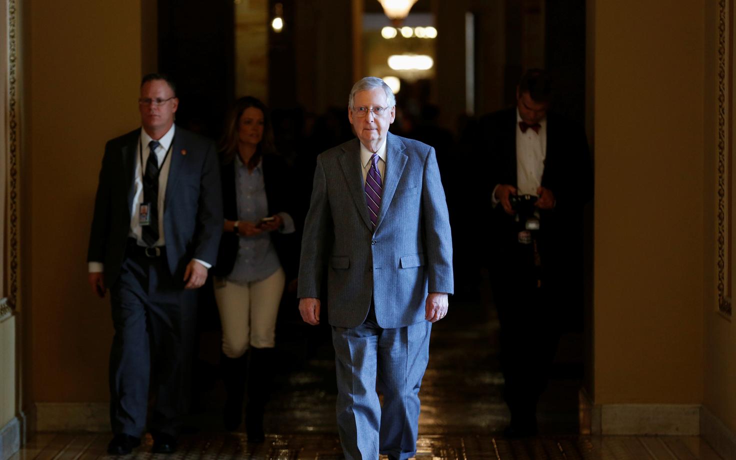 Senati enamuse liider Mitch McConnell hääletuse eel.