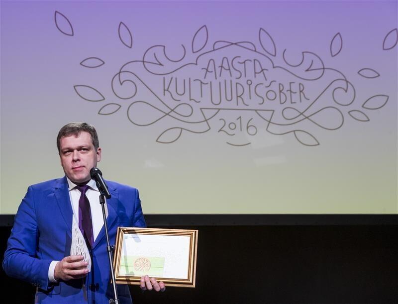 Kultuuriministeerium annab 2012. aastast välja aunimetust kultuurisõber, millega tunnustatakse nii eraisikuid kui ka organisatsioone, kes on kultuurivaldkonda aasta jooksul rahaliselt panustanud või olnud kultuurivaldkonnale toeks tegudes.