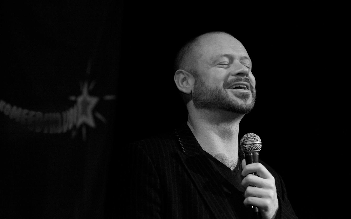 Alistair Barrie