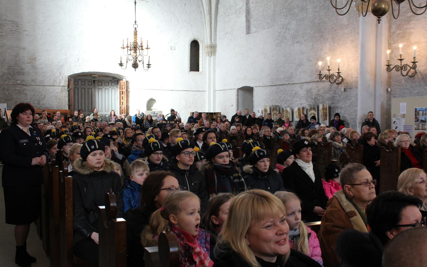 Haapsalu toomkirikus peeti kontsert-jumalateenistus, millele järgnes vabaõhuaktus Haapsalu lossiplatsil asuval lipuväljakul. Tseremoonia lõpus asetati läänlaste vabadussõja mälestussambale pärjad.