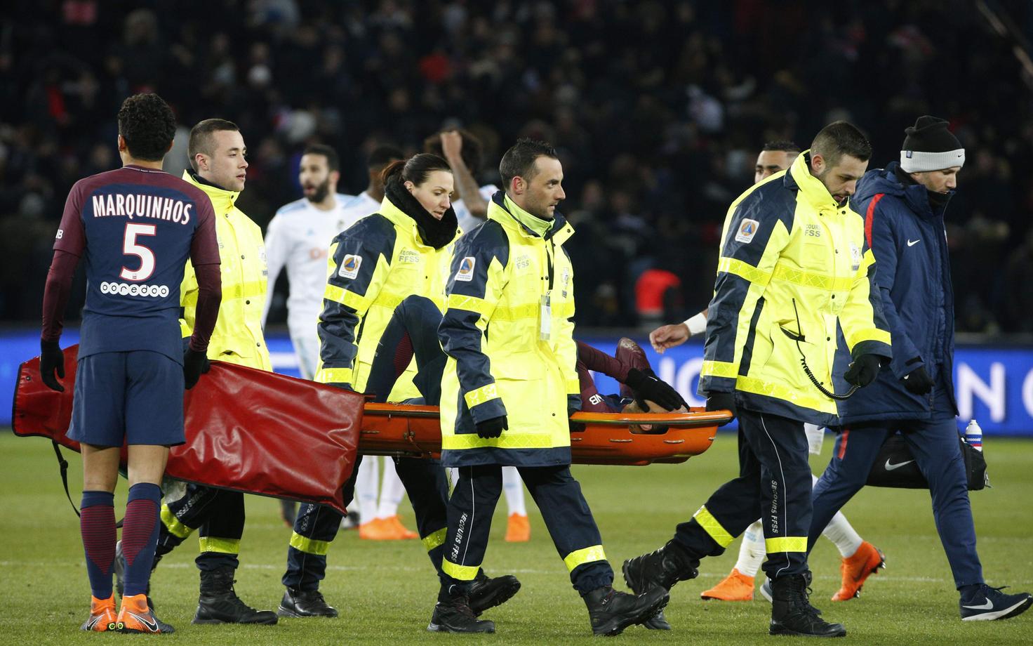 Neymar nihestas PSG võidumängus Marseille'i üle hüppeliigest