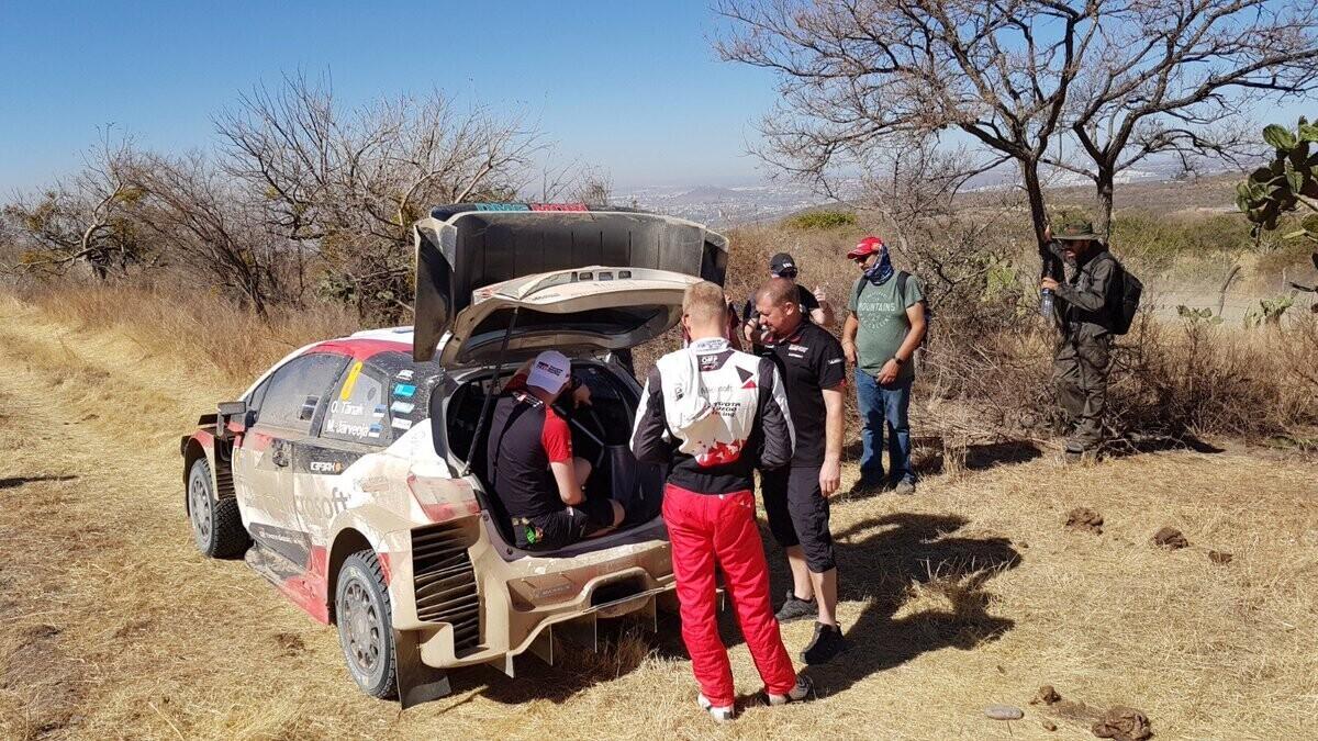 Ott Tänak pidi Mehhiko MM-ralli pooleli jätma