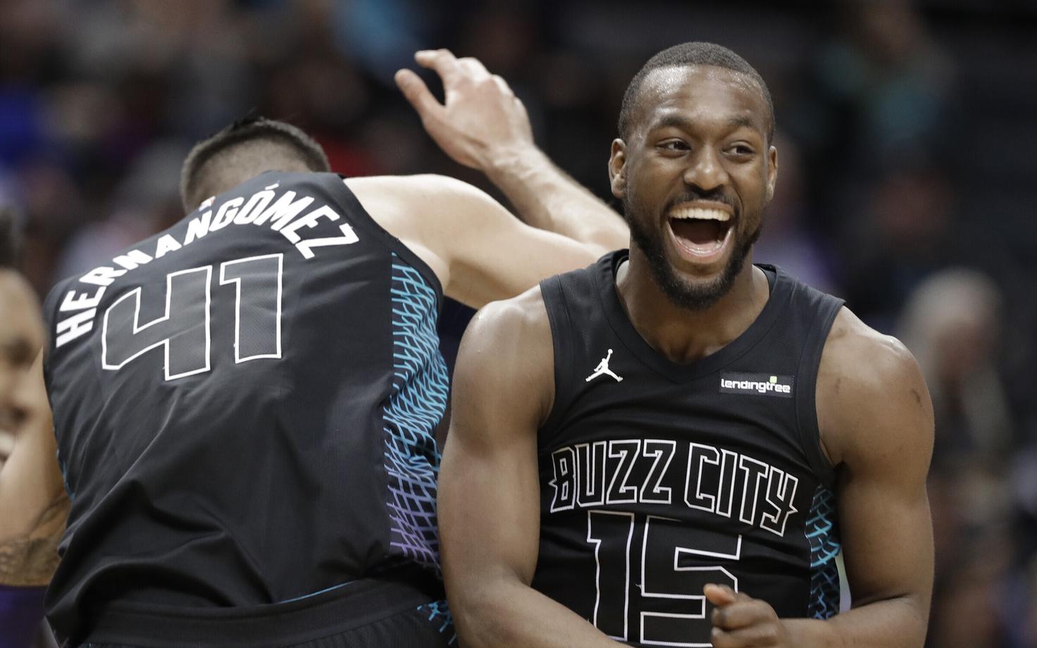 Kemba Walker (paremal)