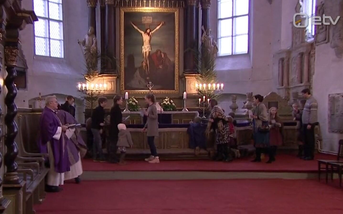 Palmipuudepüha Tallinna toomkirikus.