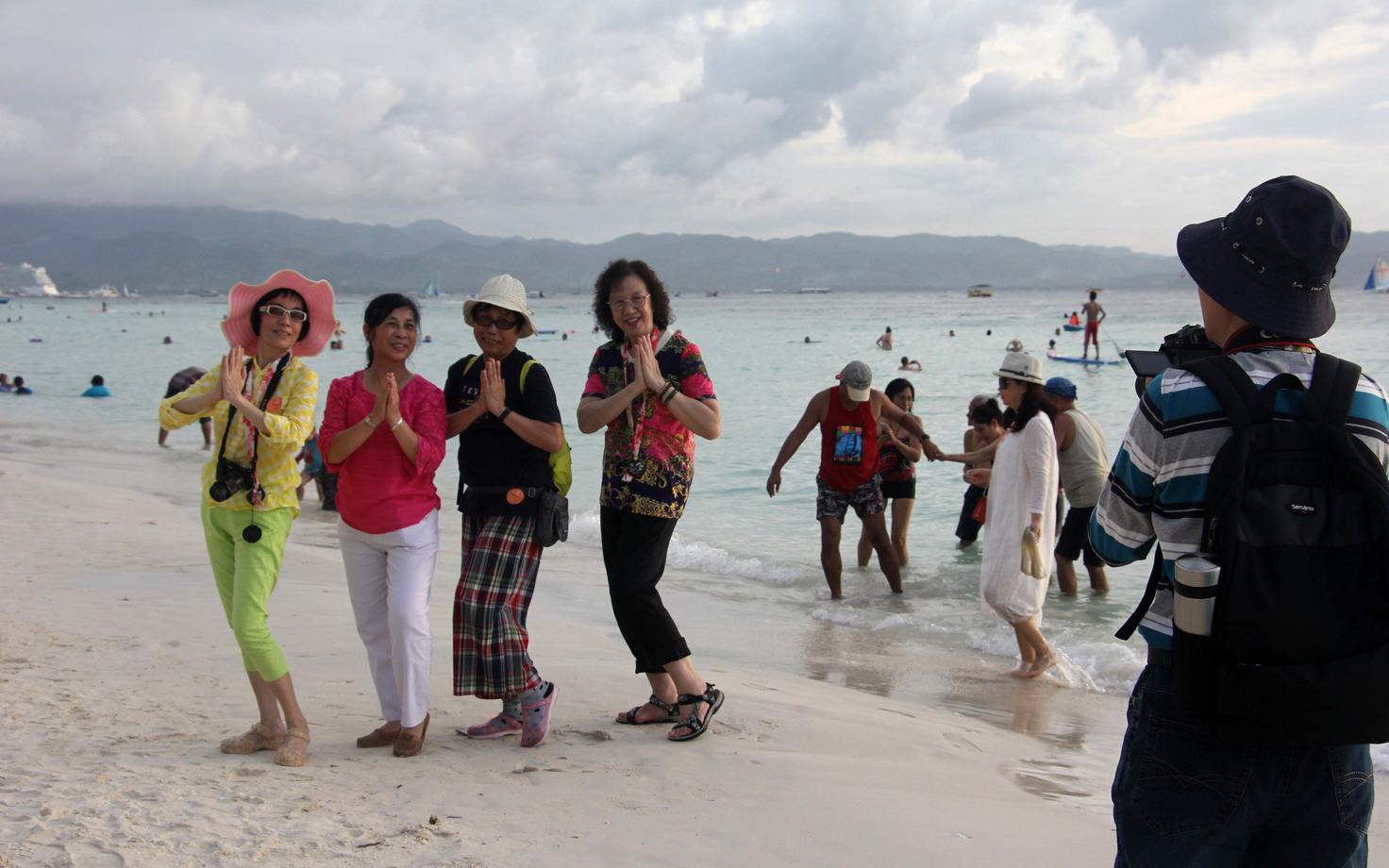 Boracay saar on olnud turistide seas populaarne alates 1980ndatest.