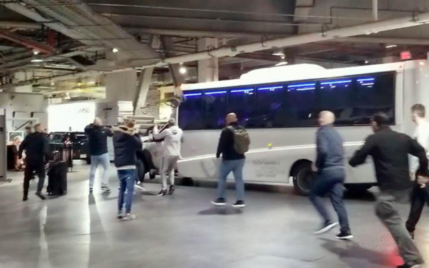 Neljapäevase intsidendi tagajärjel sai vigastada kaks vabavõitlejat
