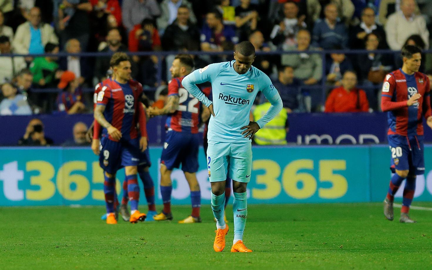 Levante tähistab Nelson Semedo selja taga neljandat väravat