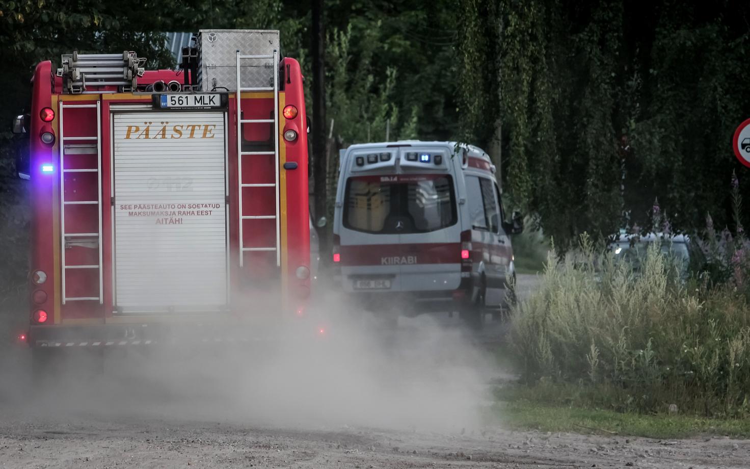 Laps uppus Vääna jõkke
