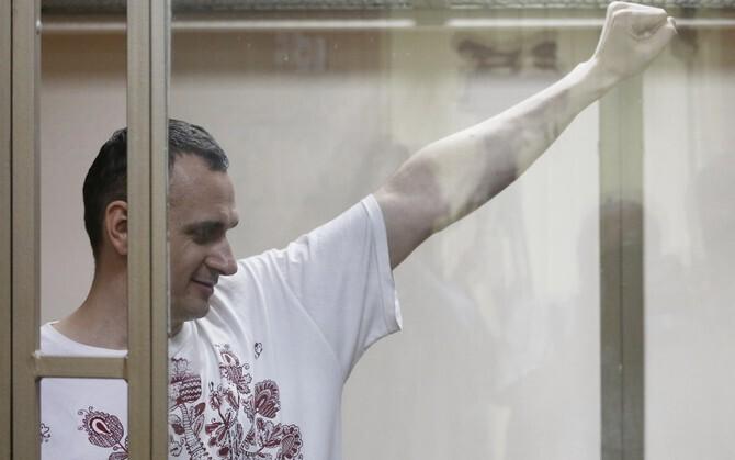 Сенцов намерен продолжать голодовку