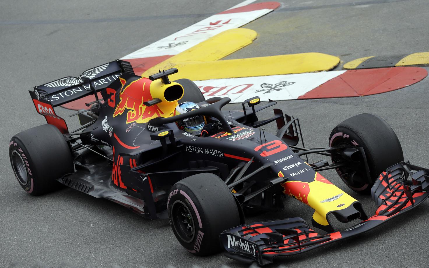 Daniel Ricciardo.