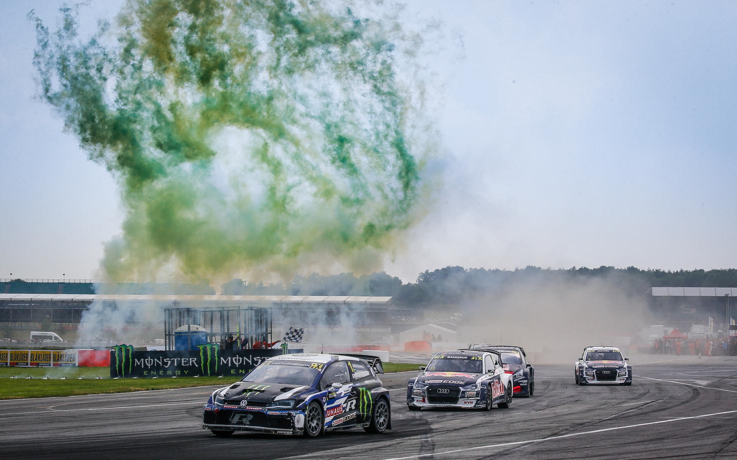 Silverstone'is ületas esimesena finišijoone Johan Kristoffersson, talle järgnesid Andreas Bakkerud ja Sebastien Loeb.