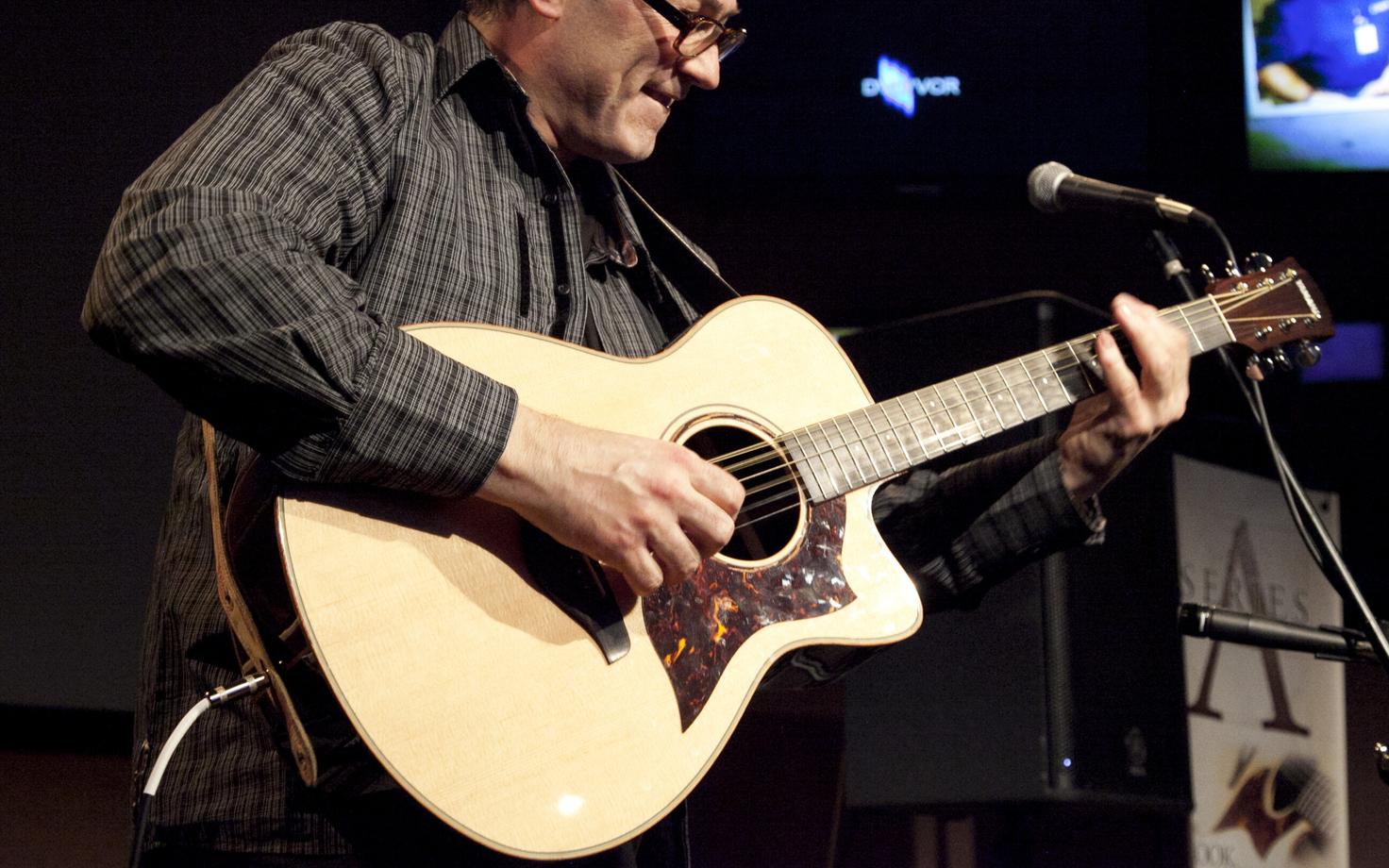Fingerstyle kitarri iidol Don Alder
