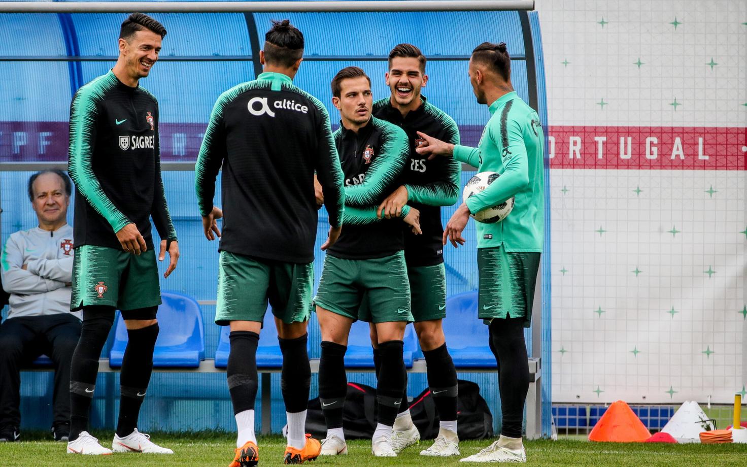 Portugali jalgpallikoondislased treeningul.
