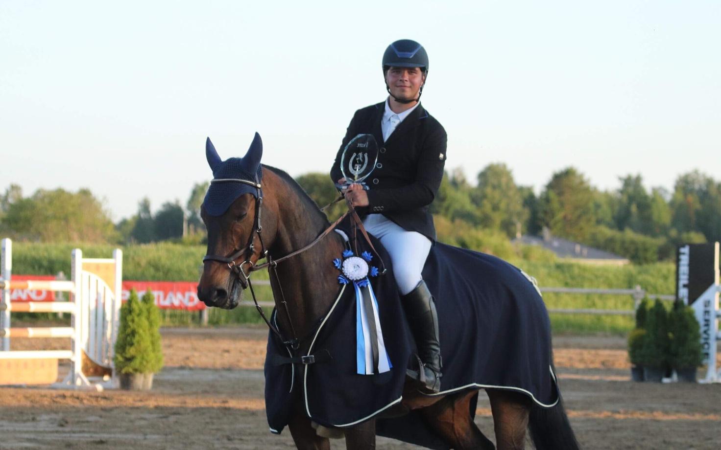 Renek Rosenberg hobusel Fred
