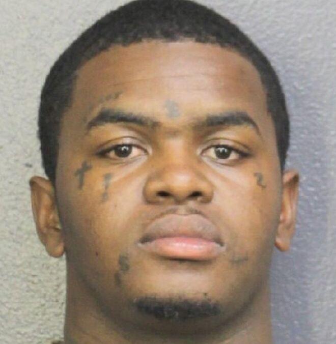 XXXTentacioni mõrvas kahtlustatav Dedrick D. Williams.