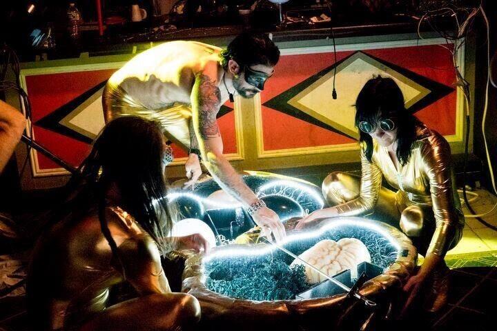 Heavens Underground / Printmaking In toimub 17.–21. juulini.