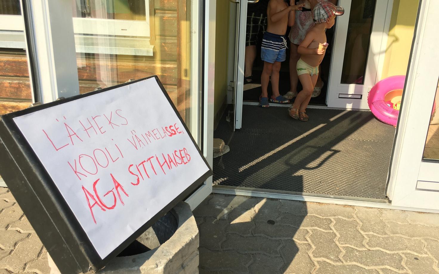 Rahvakoosolek Väimelas, elanikud on plaanitava kanalakompleksi vastu