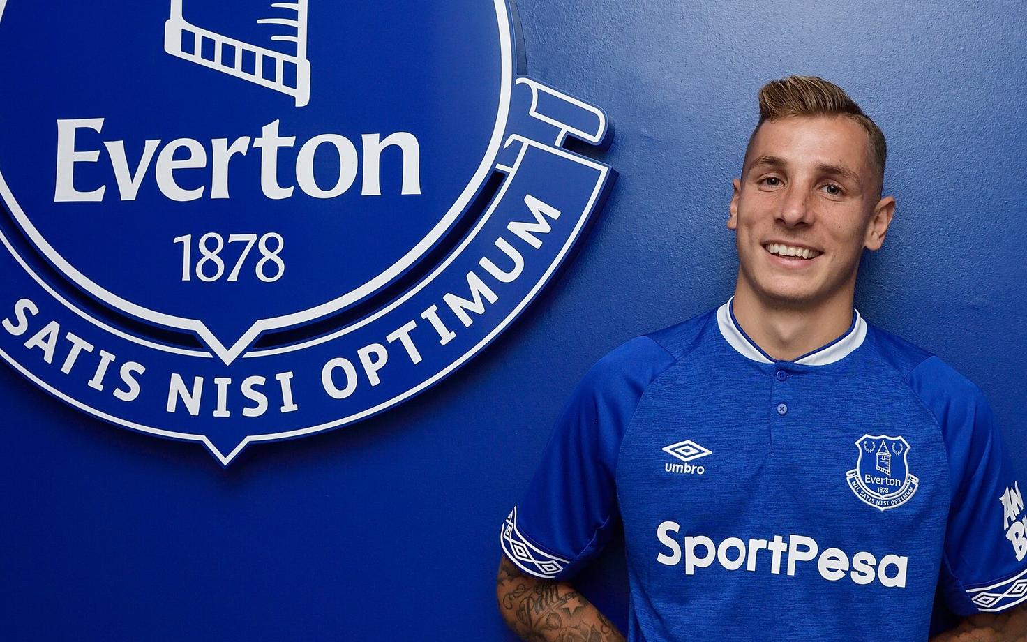 Lucas Digne.