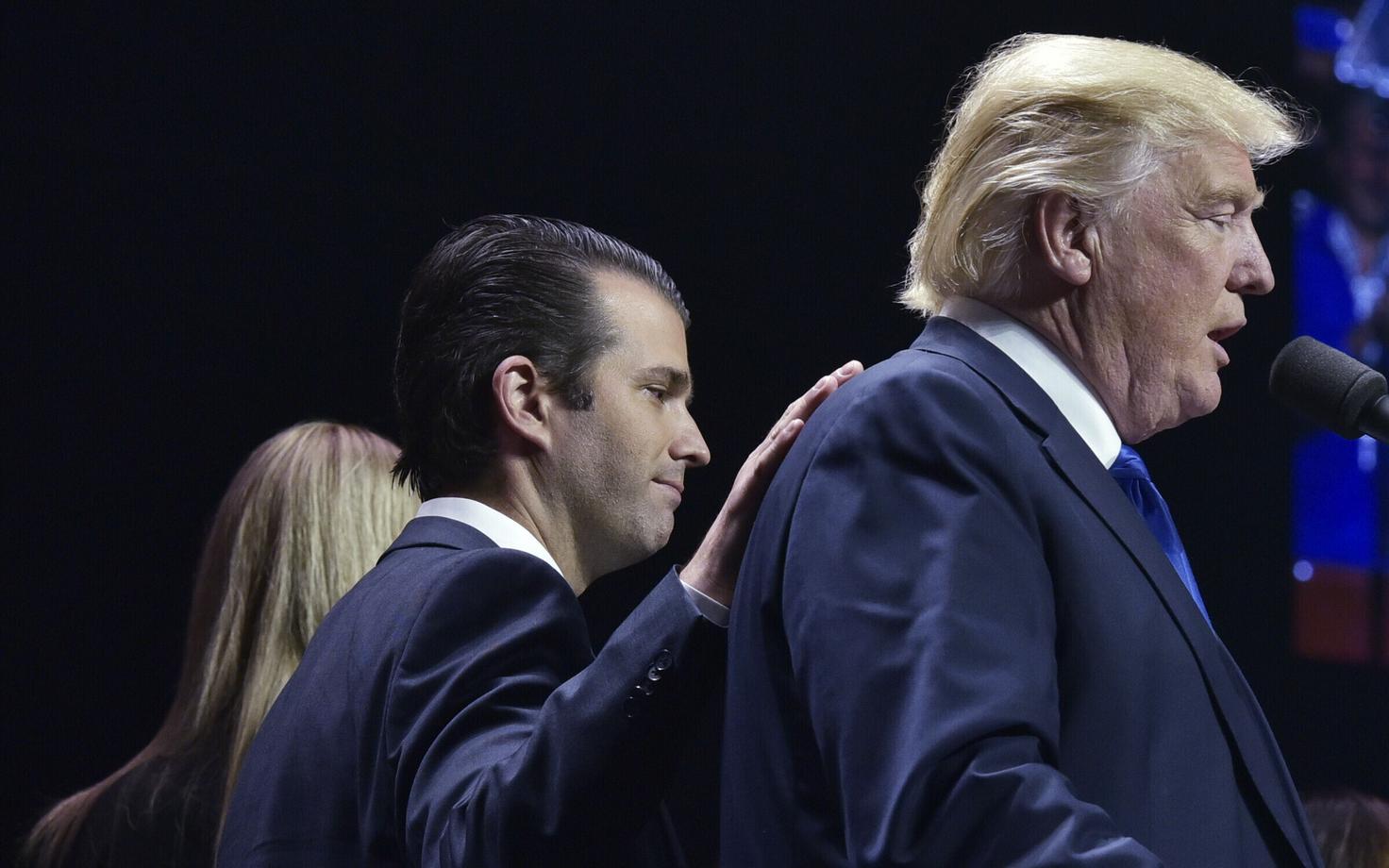 Donald Trump juunior koos isaga.